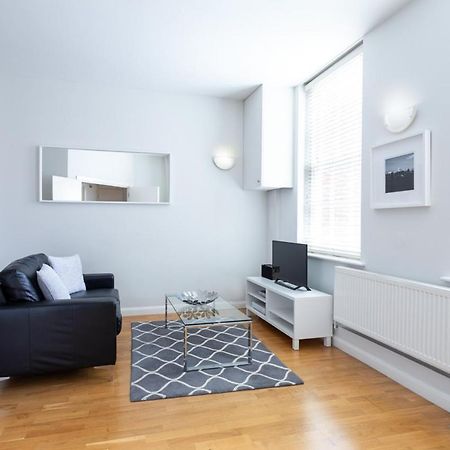 Groveland Court Apartment 1 ลอนดอน ภายนอก รูปภาพ