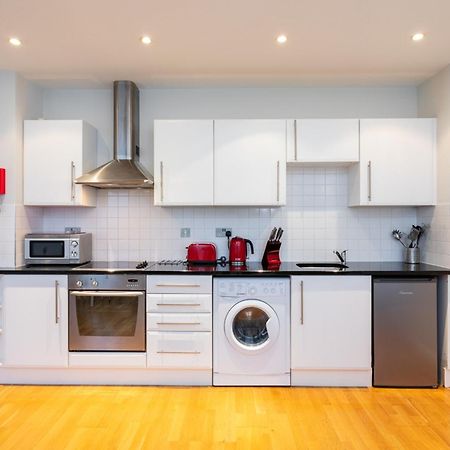 Groveland Court Apartment 1 ลอนดอน ภายนอก รูปภาพ