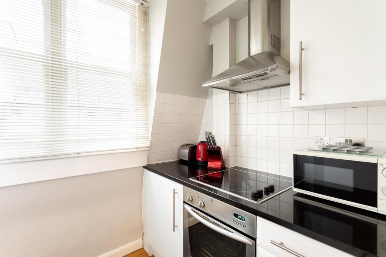 Groveland Court Apartment 1 ลอนดอน ภายนอก รูปภาพ