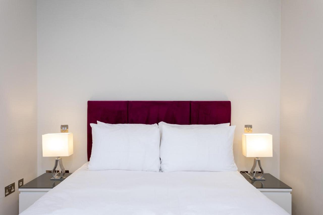 Groveland Court Apartment 1 ลอนดอน ภายนอก รูปภาพ