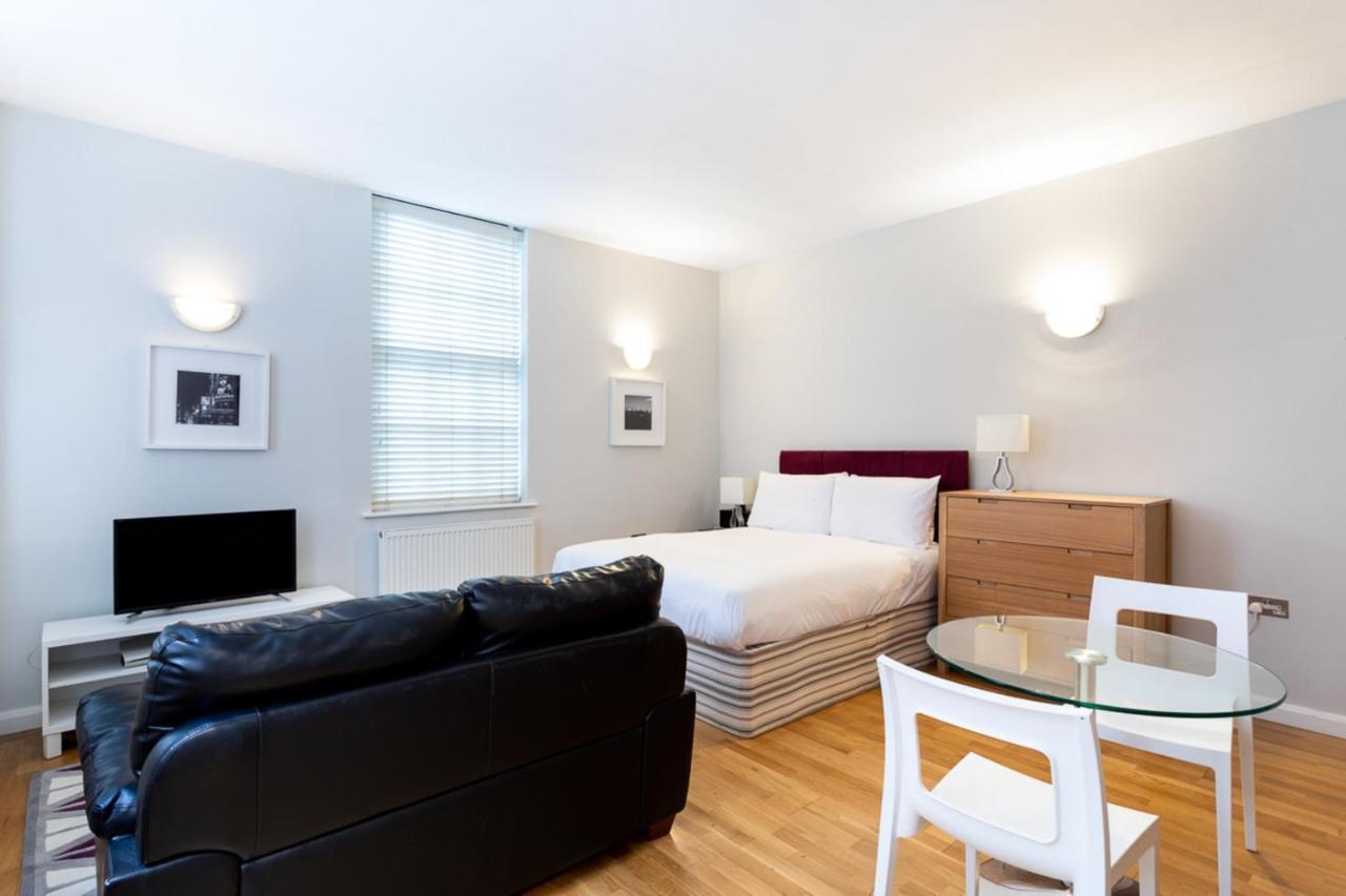 Groveland Court Apartment 1 ลอนดอน ภายนอก รูปภาพ