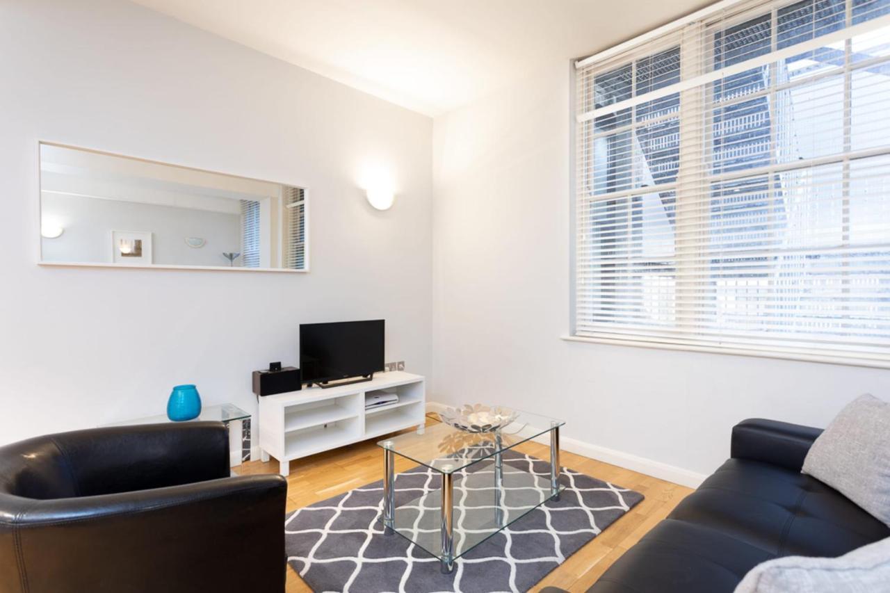 Groveland Court Apartment 1 ลอนดอน ภายนอก รูปภาพ
