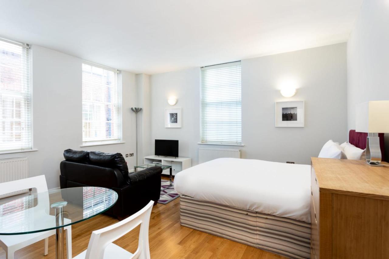 Groveland Court Apartment 1 ลอนดอน ภายนอก รูปภาพ