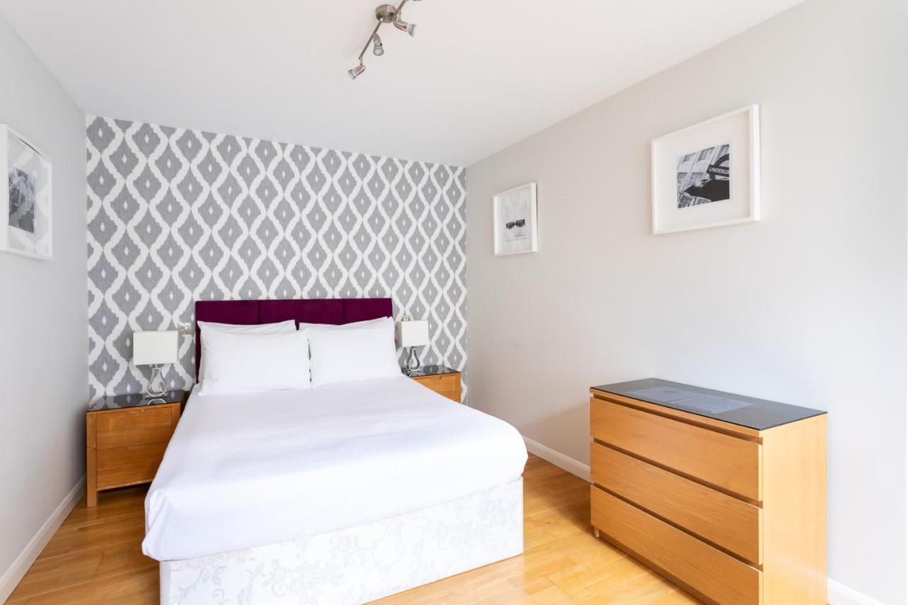 Groveland Court Apartment 1 ลอนดอน ภายนอก รูปภาพ